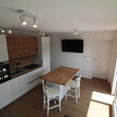 Apartman Naia *