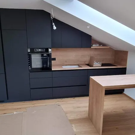 Naia Apartment