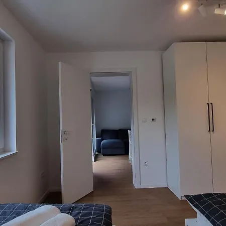Apartman Naia *